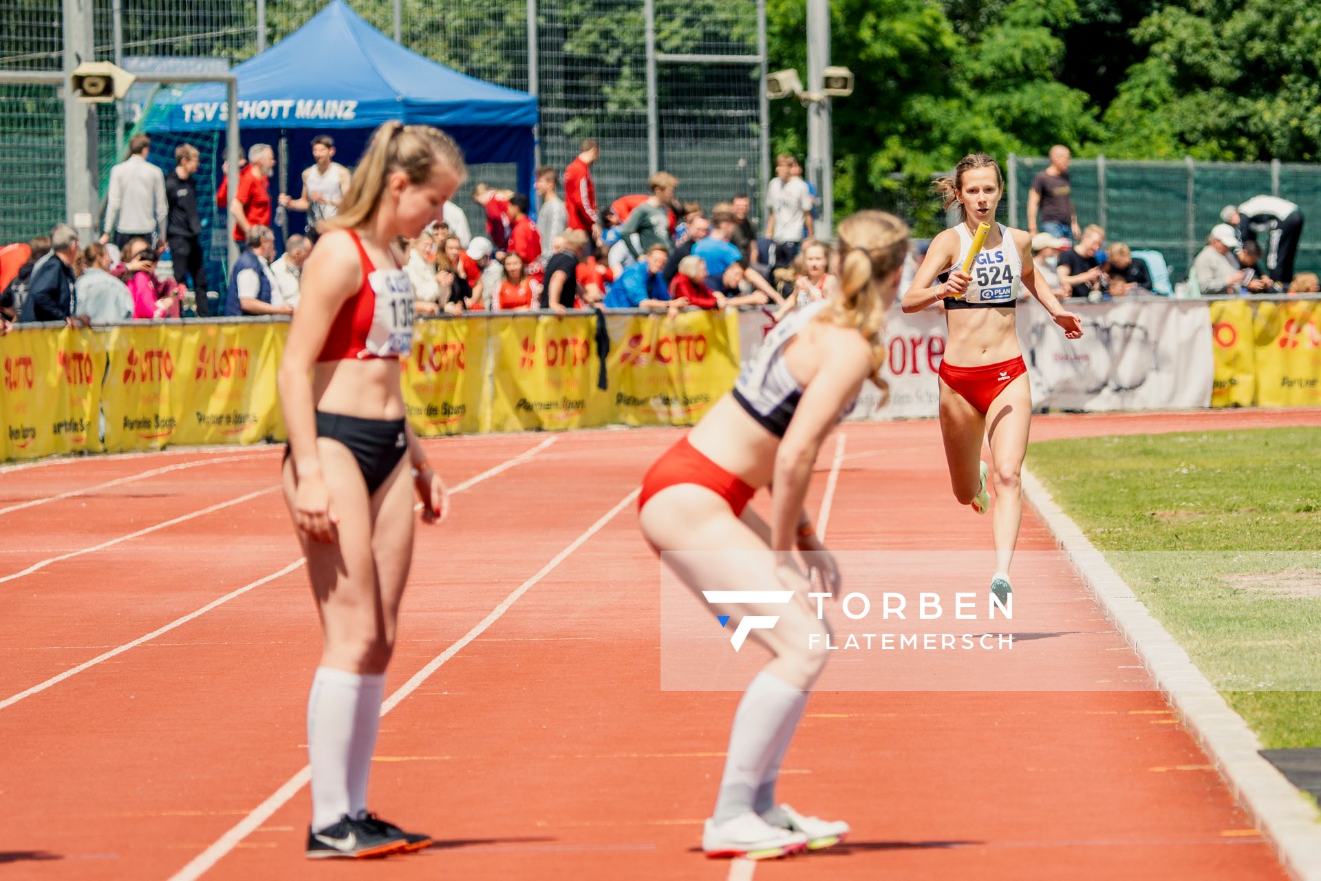 Sabrina Heil (StG Team Sachsen-Anhalt) am 29.05.2022 waehrend der Deutschen Meisterschaften Langstaffel im Otto-Schott-Sportzentrum in Mainz